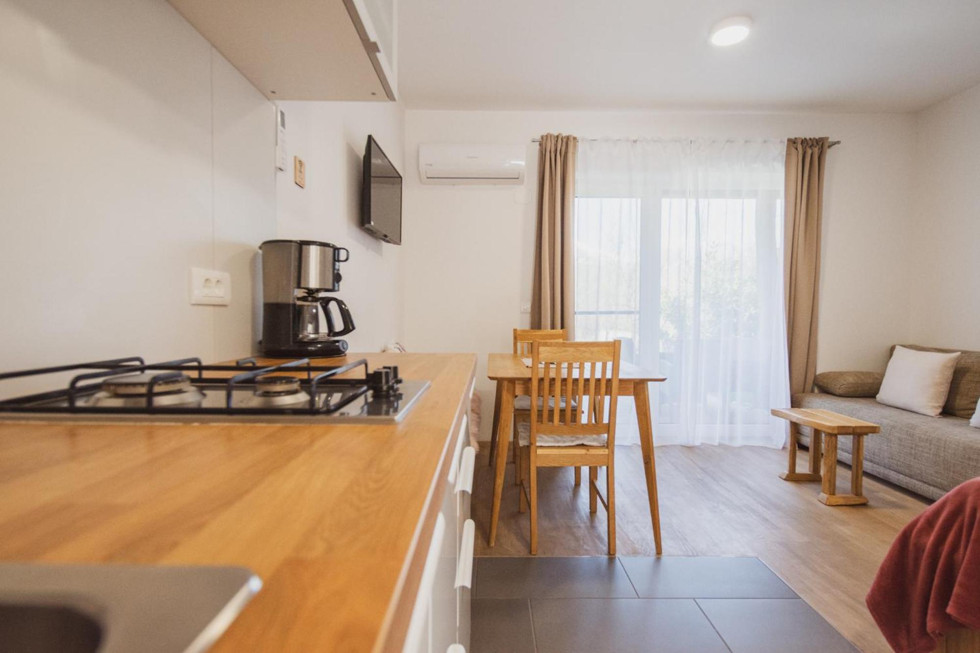 Pr'Fik Apartments Kranj városi község Szoba fotó